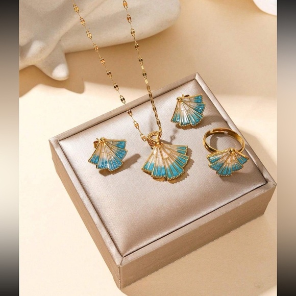 Jewelry set Jewelry - ✨ Gold & Enamel Fan-Shaped Jewelry Set – Necklace, Earrings & Ring ✨